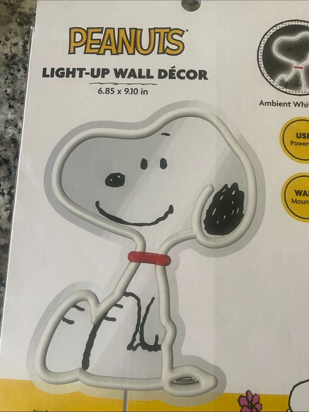 NWBOX Peanuts Snoopy Light-Up Wall Décor